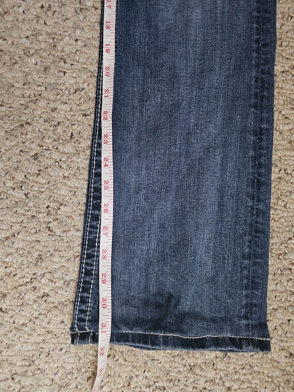 Miss Me Mid Rise Boot jeans Size 32 - Picture 10 of 10